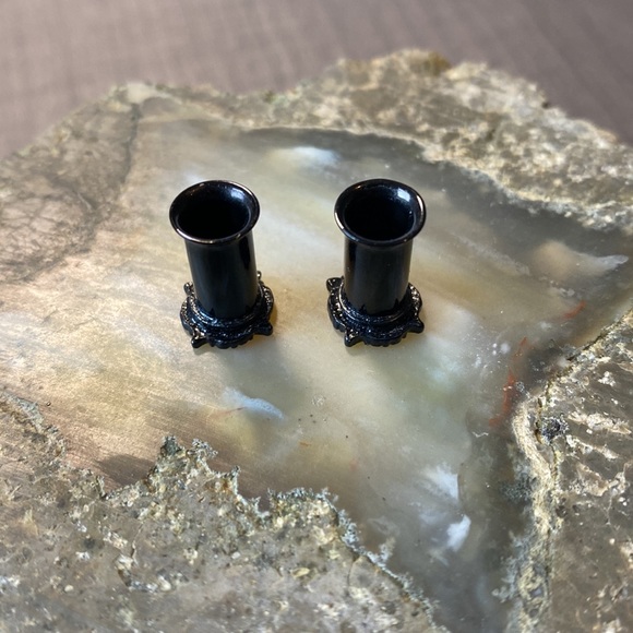 Metal Mandala Boho 2 gauge Ear Plug Tunnels - Picture 5 of 10